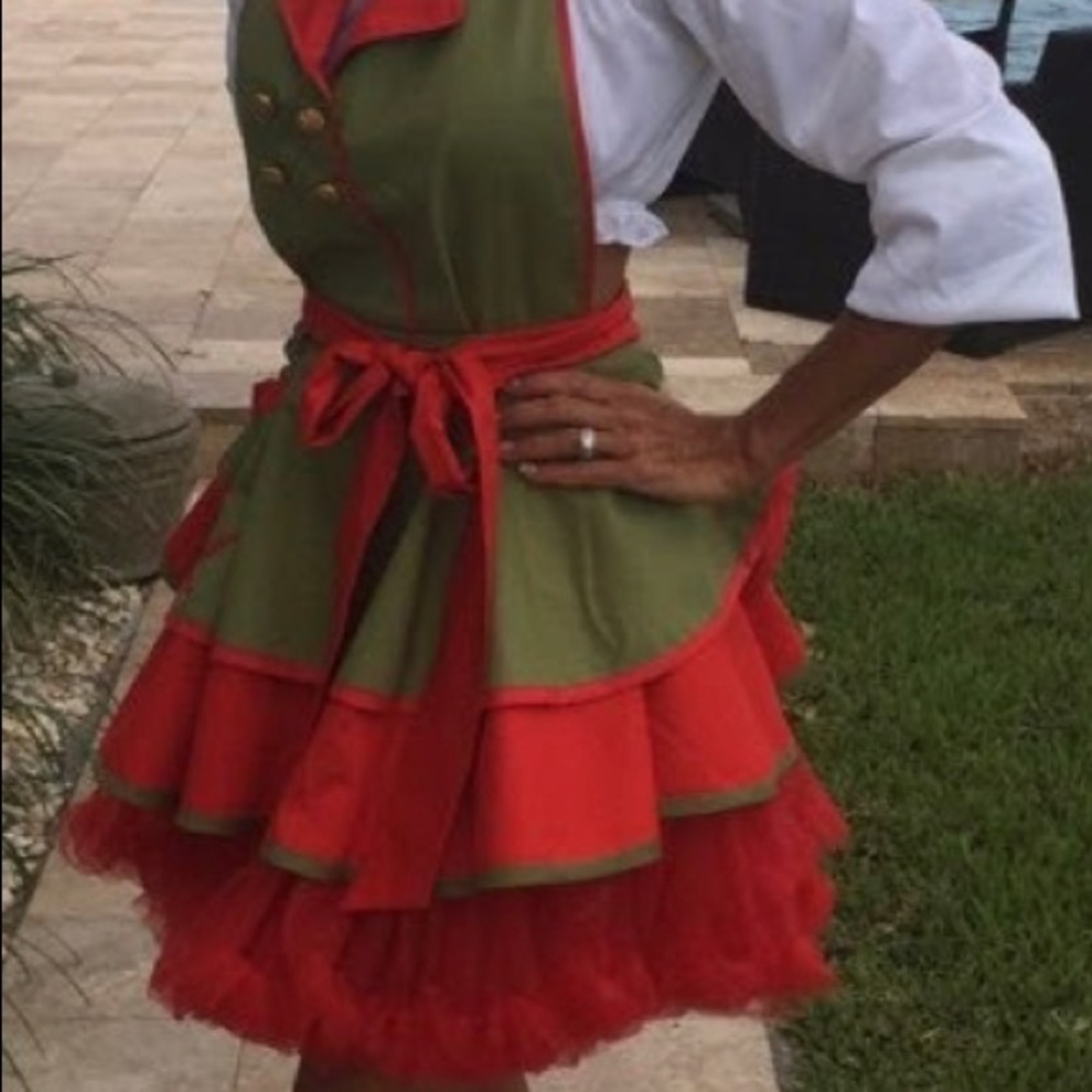 Army wife Costume apron Halloween is around the corner